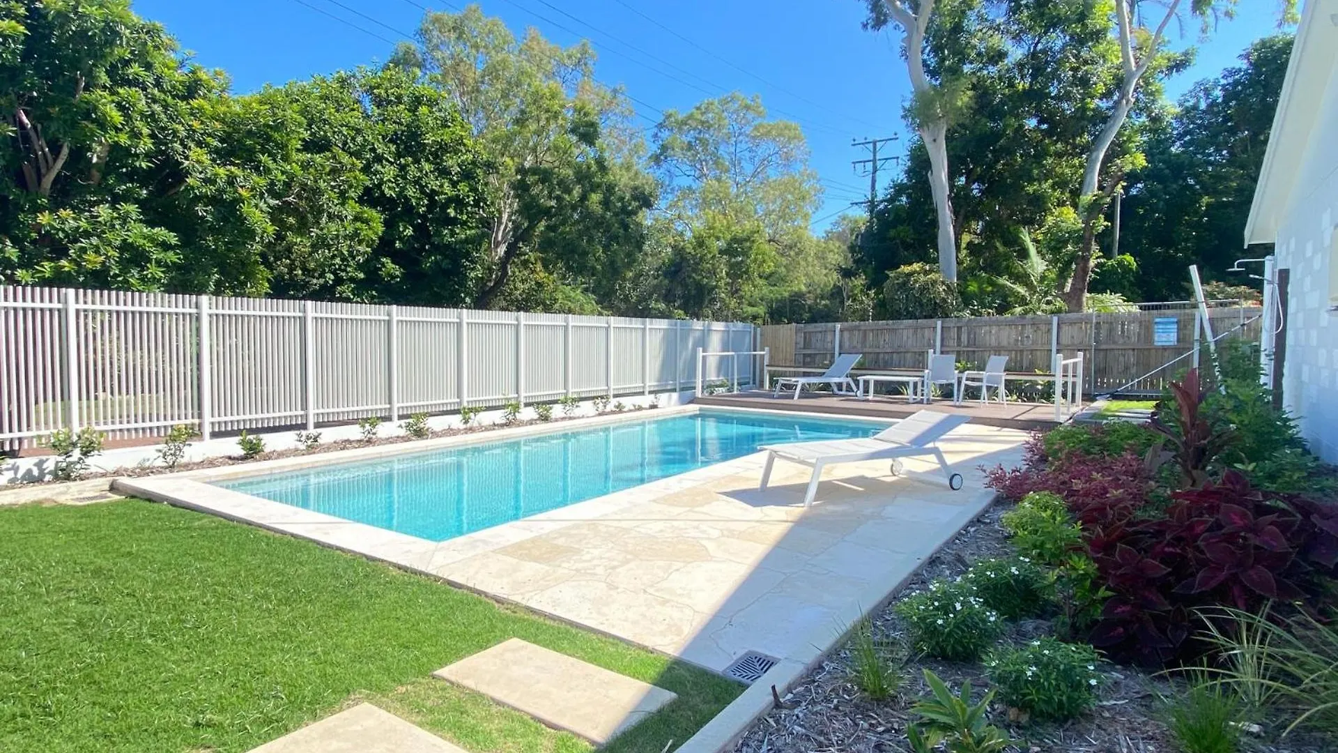 Alma Bay Holiday Unit 1 location